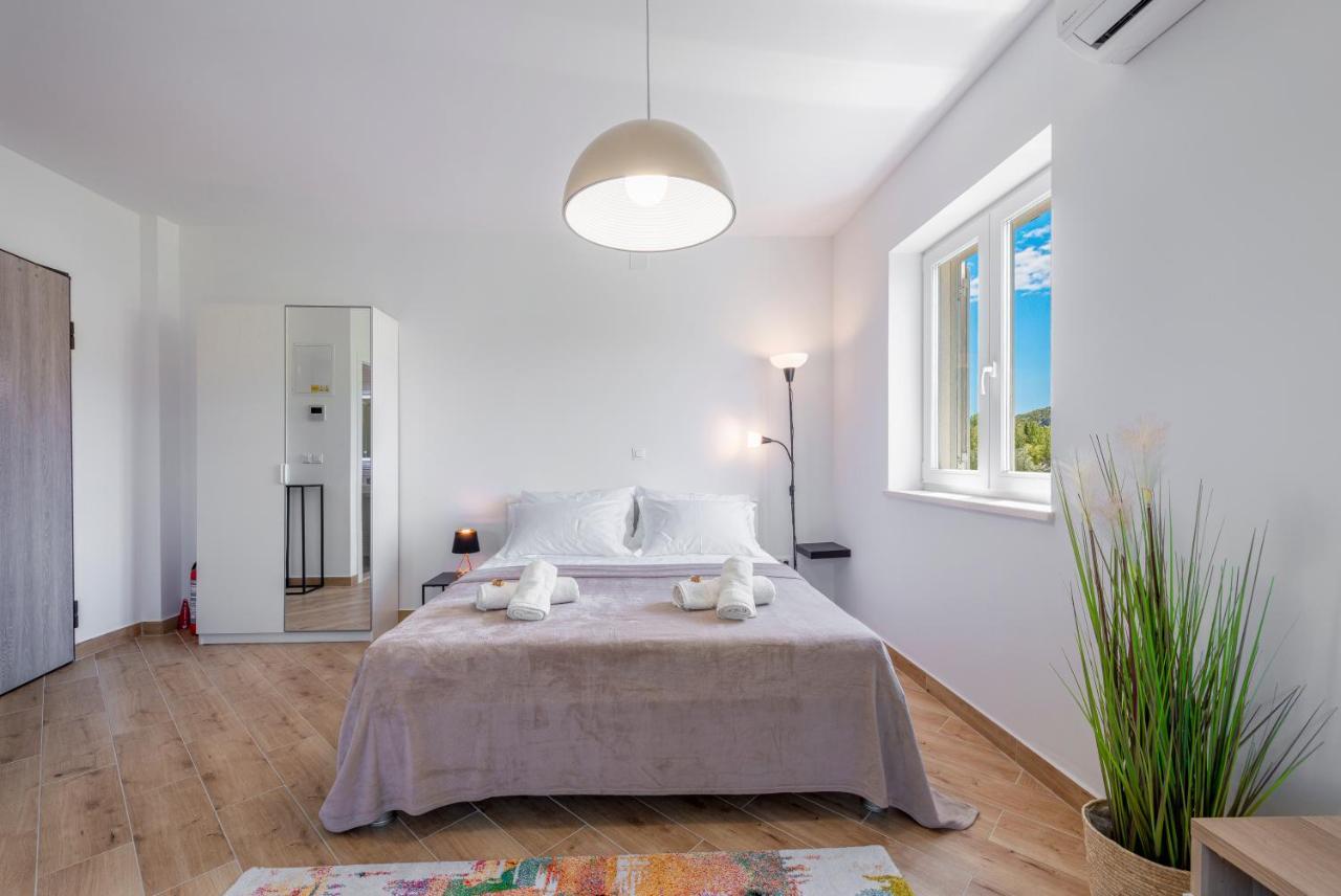 Villa Gold Residence 4 믈리니 외부 사진