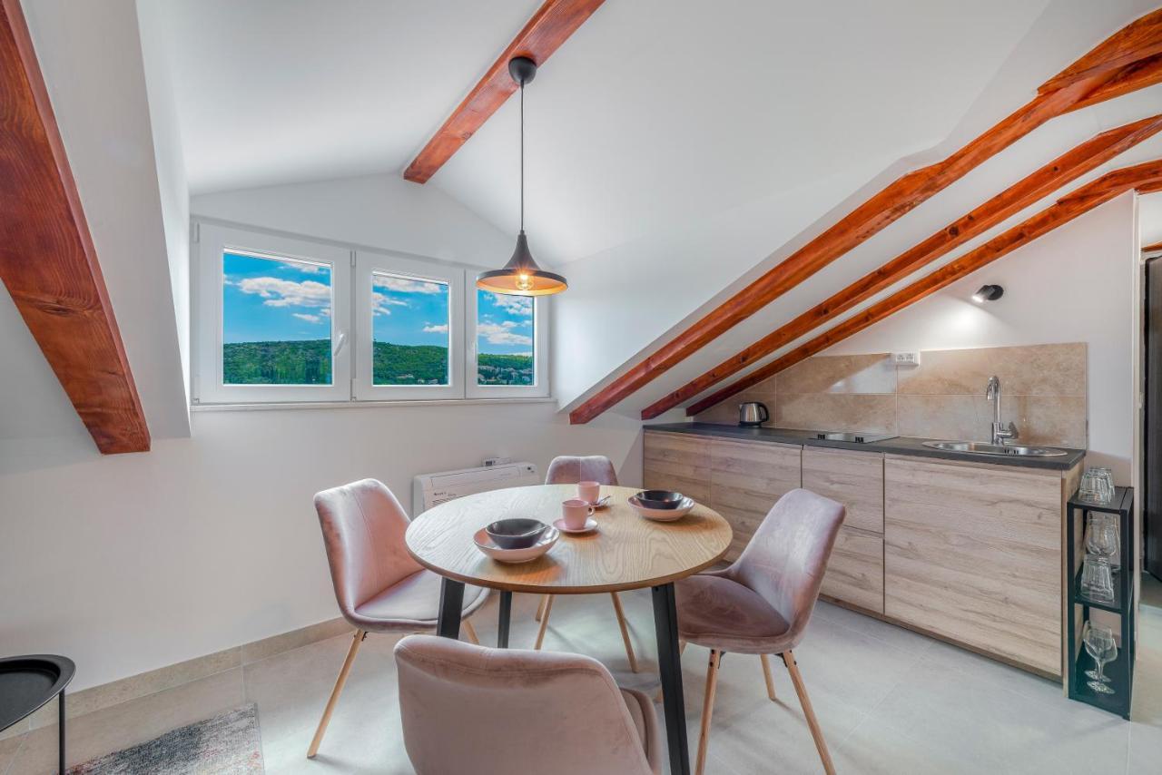 Villa Gold Residence 4 믈리니 외부 사진