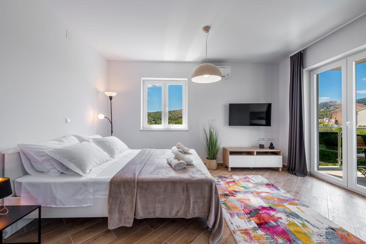 Villa Gold Residence 4 믈리니 외부 사진